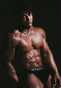 Shira-Theo-มาดเข้ม