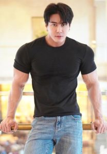 Shira-Theo-หุ่นดีเกิน