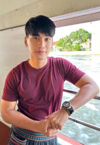 ผม-แพท-ครับ-เสื้อเลือดหมู ผม-แพท-ครับ-เสื้อเลือดหมู