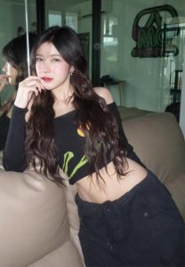 Chiratchaya-เน็ตไอดอลสาวสวย