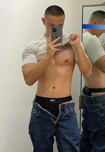 Fangsheng-หล่อกล้ามใหญ่