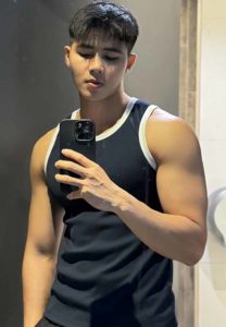 Narin-Tang-on-กล้ามแน่น