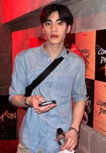 Pornpawit-เน็ตไอดอลหน้าหล่อ