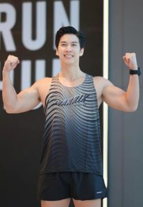 Thanachai-Bank-หุ่นดี