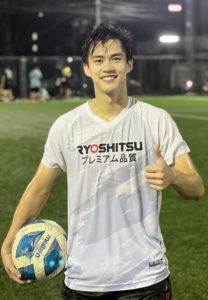 Oat-pasakorn-เตะบอล