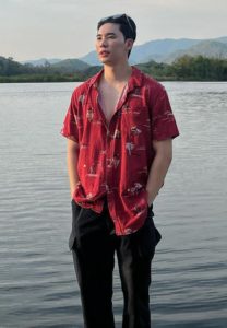 POOHRIN-เสื้อเชิ้ตแดง