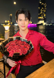 Amornteph-Tephkomaye-ดอกไม้แดง Amornteph-Tephkomaye-ดอกไม้แดง
