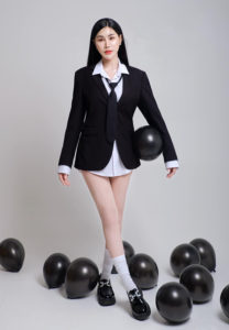 ยูอิ-กรูส์จริงจาย-ถ่ายงาน