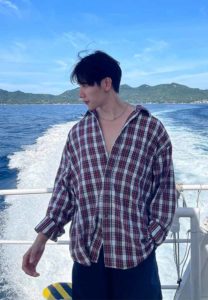 Wtnut-เสื้อลายสก็อต-sudpung