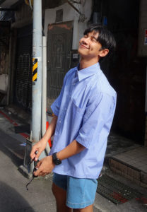 Patchaya-man-เสื้อเชิ้ตฟ้า