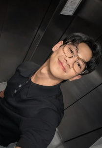 Patchaya-man-ใส่แว่น