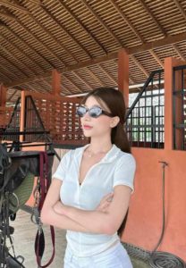 Monnatakorn-014-Stunning