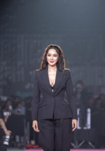 แจกวาร์ป หยกทอง-019-Perfect